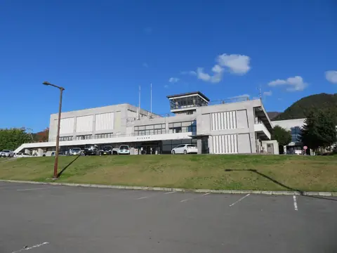 村山市民会館の外観