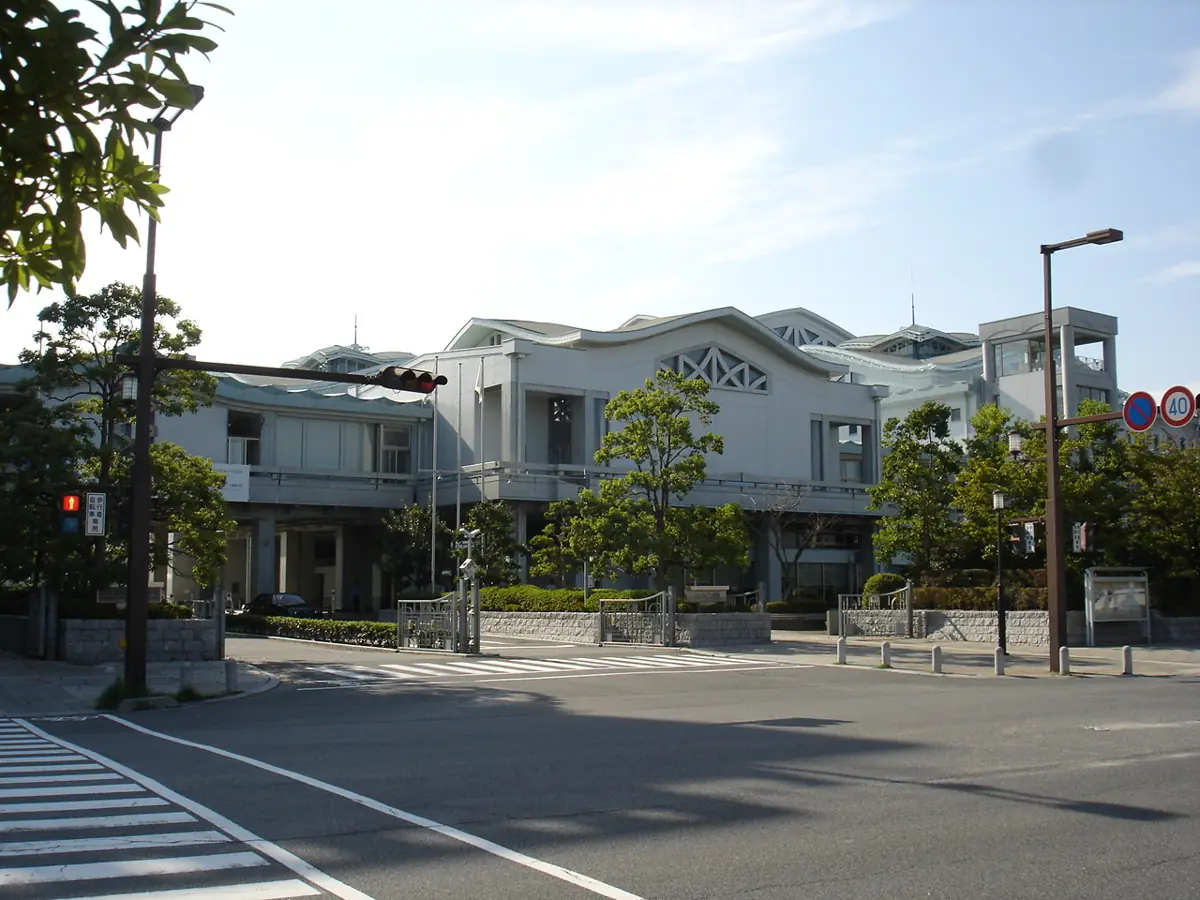 シンフォニア岩国の外観