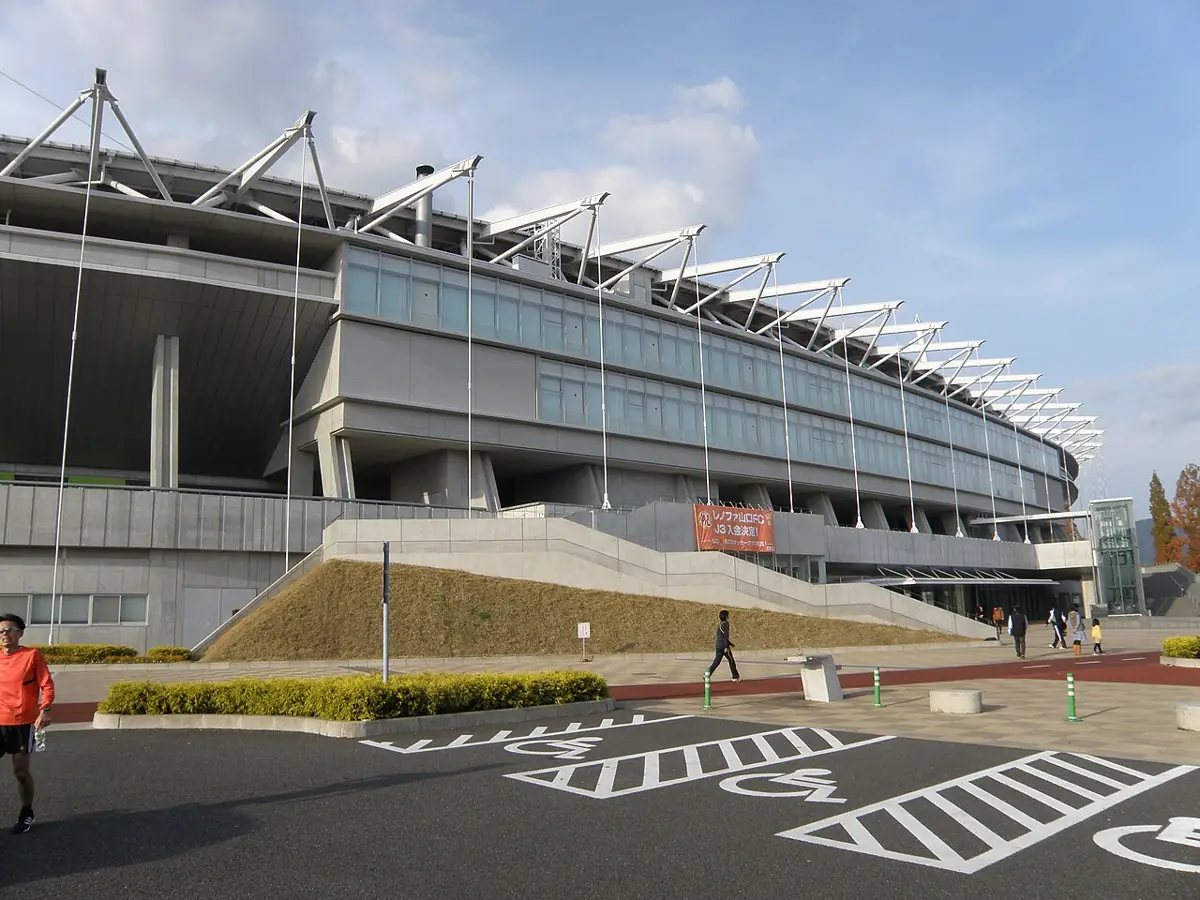 維新みらいふスタジアムの外観